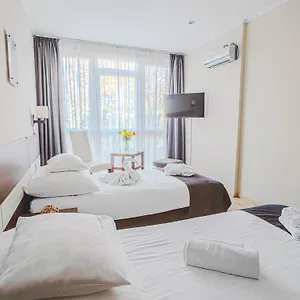 4* Hotel Wellness With Sauna Park